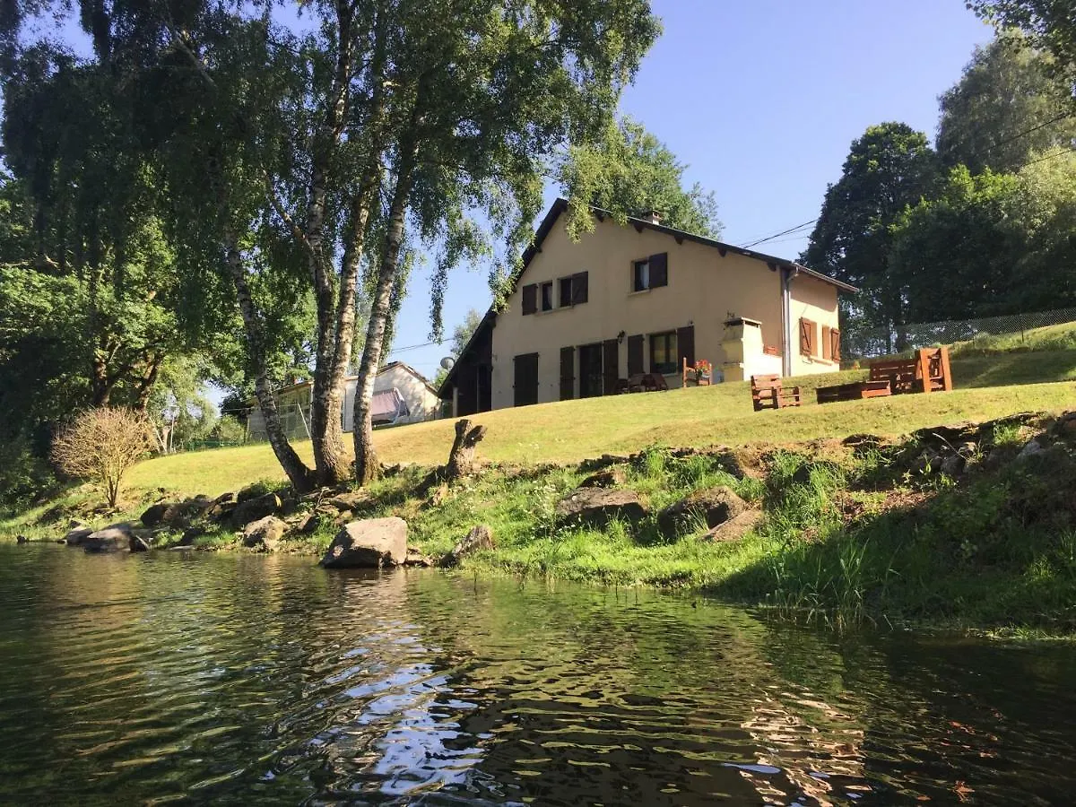 Arvieu Maison Lac De Pareloup -Les Pieds Dans L'Eau-